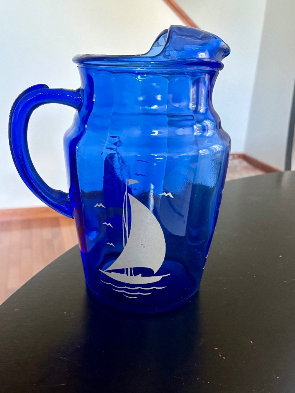 Vintage Hazel Atlas Pitcher Sailboats Ice Lip Cobalt Blue 8 1/2 in Tall MCM